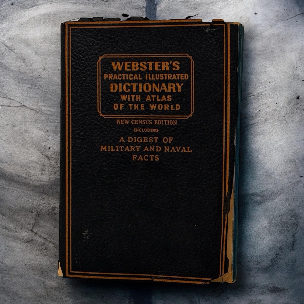 1942 Websters Practical Illustrated Dictionary World Atlas Military Facts Vtg